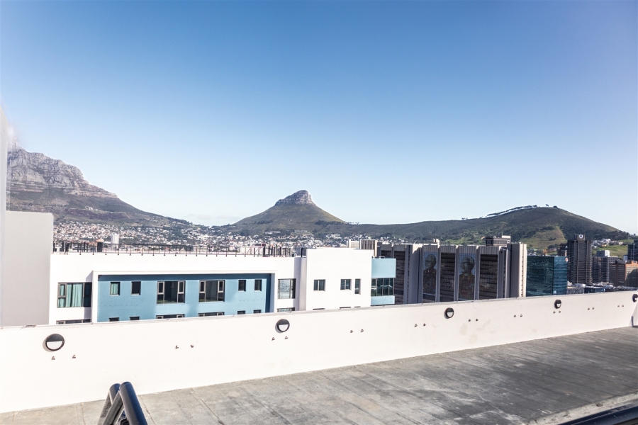 1 Bedroom Property for Sale in Foreshore Western Cape